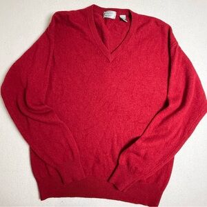 Lord and Taylor Mens Red V-Neck Sweater Large L Red 70% Cashmere 30% Wool